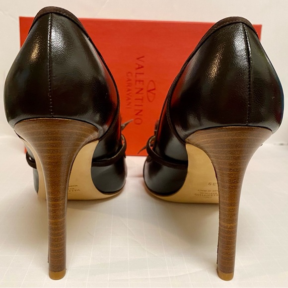 VALENTINO Garavani Dark Brown Leather Mink Rosette Heel Shoe New 9B - Picture 5 of 10